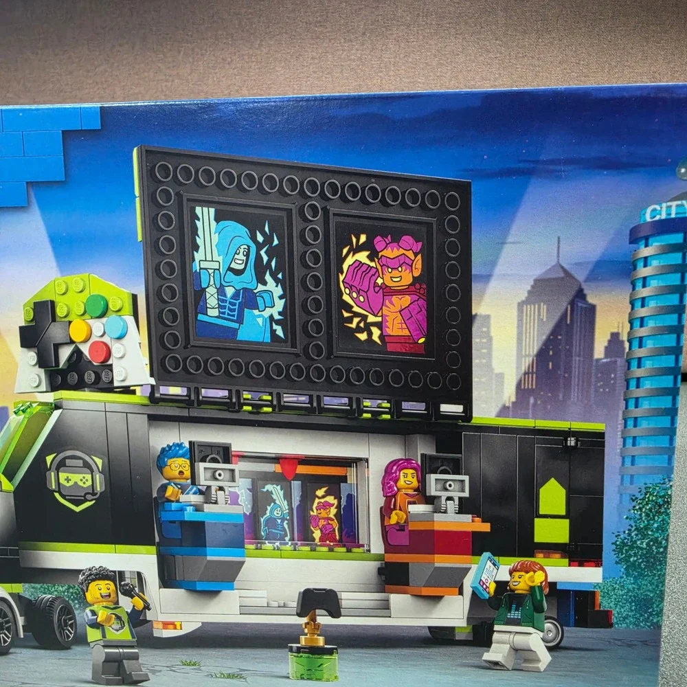 LEGO City Gaming Tournament Truck 60388 Kids Set 344pc Black Green New
